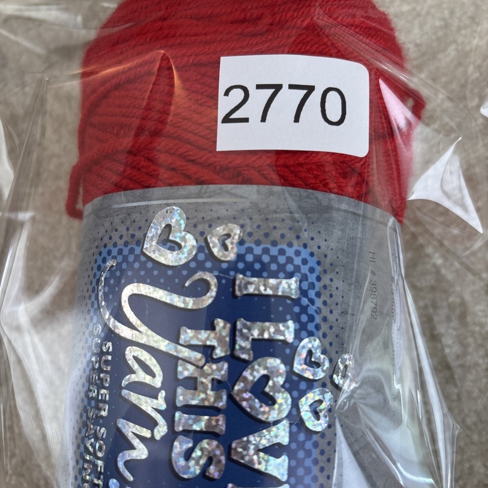 I LOVE THIS YARN! Fire Red 7 oz 355 yd - Picture 5 of 5